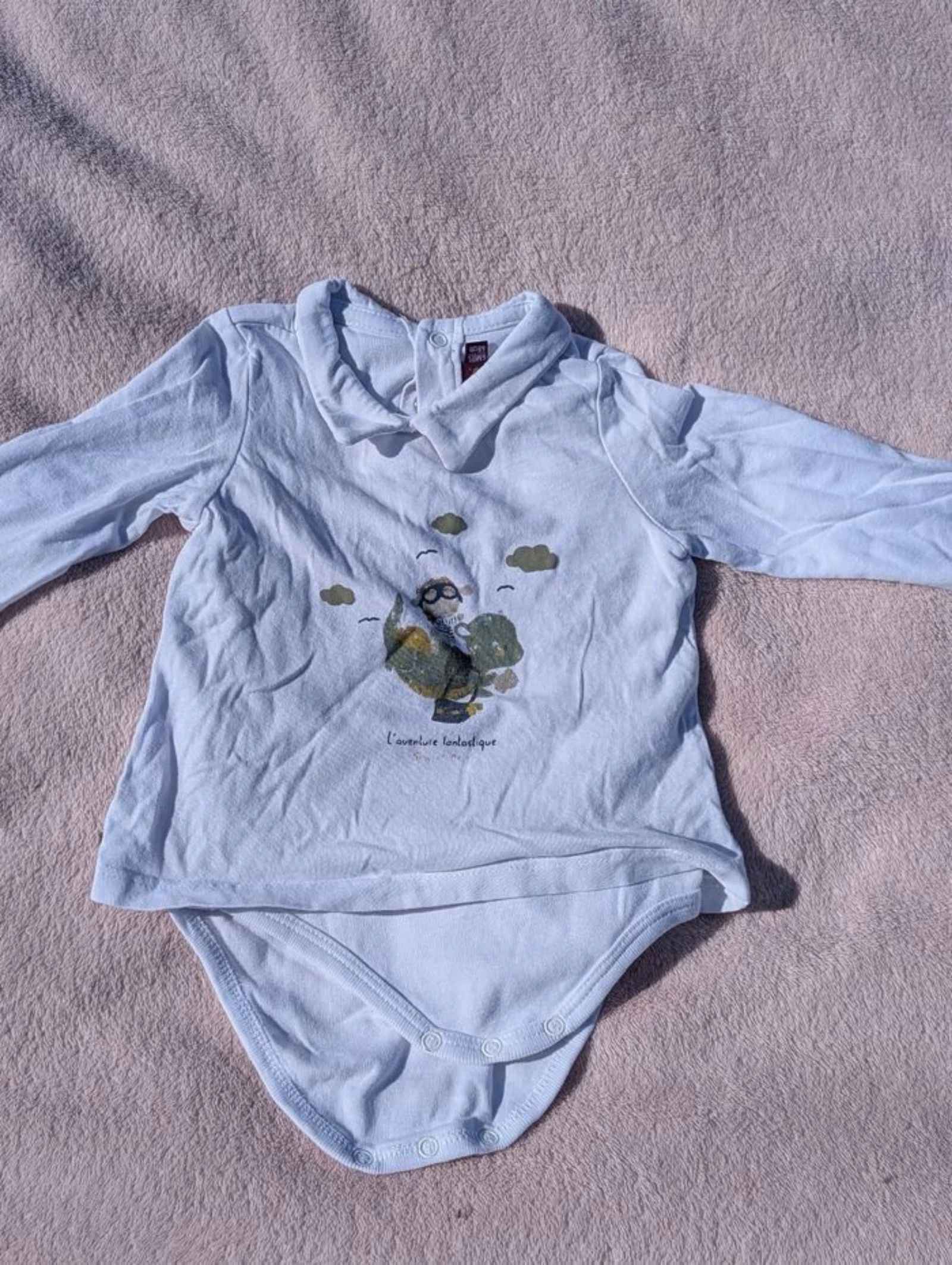 Tee shirt avec body intégré 